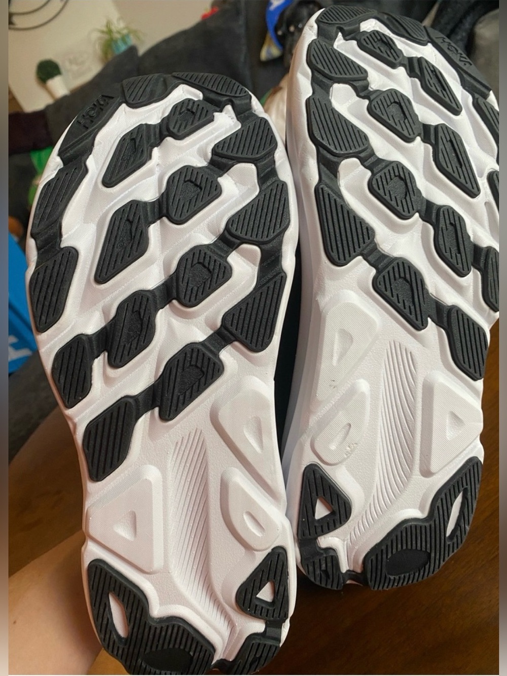 Hoka Clifton 9 Men’s size 11 black & white running shoes New in Box - Picture 6 of 9